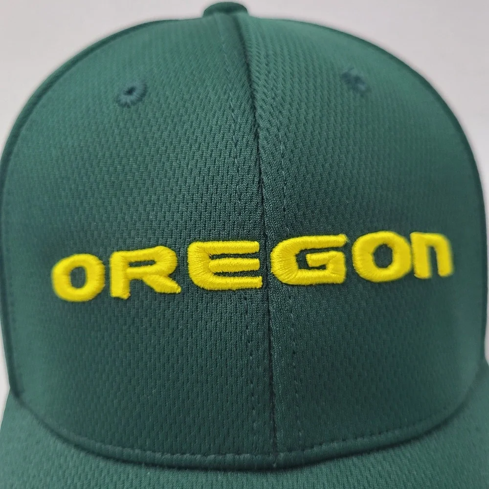 Oregon‎ Ducks Hat Adjustable Top of the World Green Yellow NCAA University Men